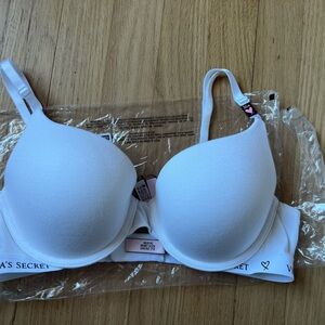 Victoria’s Secret Push- Up Bra Size 36b